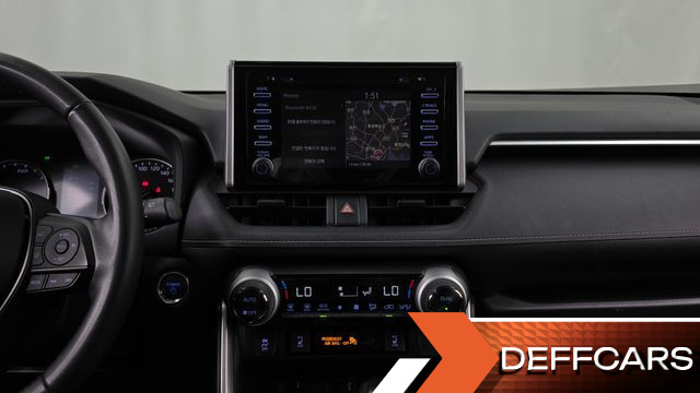 Toyota RAV4 2.5 2WD Hybrid купить на сайте DeffCars