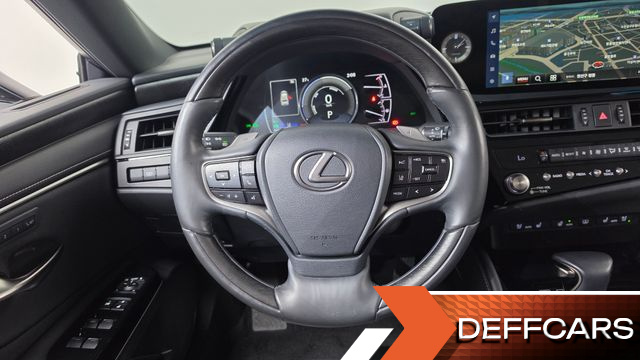 Lexus ES Luxury Plus купить на сайте DeffCars