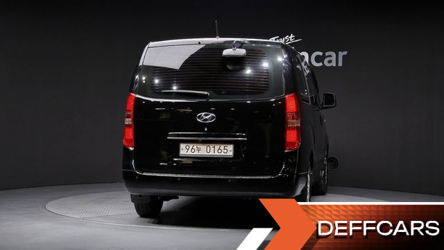 Hyundai STAREX Van 5-Seater Modern купить на сайте DeffCars