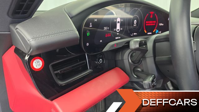 Porsche TAYCAN 4S Cross Turismo купить на сайте DeffCars