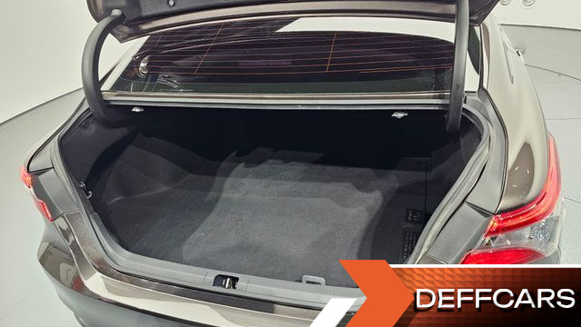 Toyota CAMRY 2.5 LE Hybrid купить на сайте DeffCars