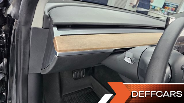 Tesla MODEL 3 Long Range AWD купить на сайте DeffCars