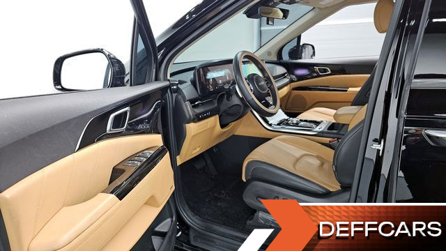 Kia CARNIVAL Gasoline 9-Seater Signature купить на сайте DeffCars
