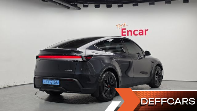 Tesla MODEL Y Long Range AWD купить на сайте DeffCars