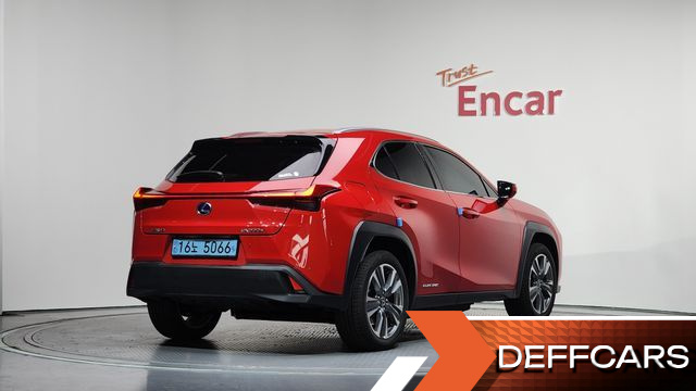 Lexus UX 2WD купить на сайте DeffCars