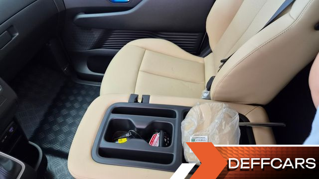 Hyundai STARIA Cargo 3-Seater Modern купить на сайте DeffCars