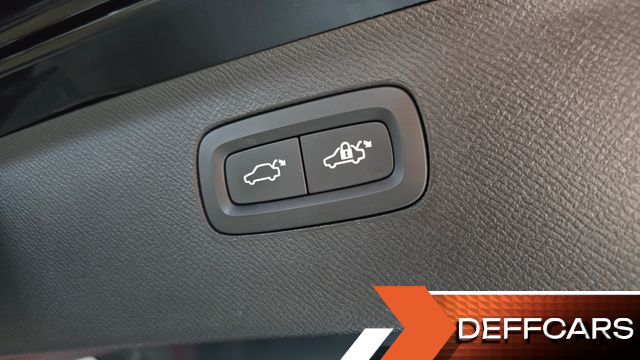 Volvo XC90 B6 Inscription купить на сайте DeffCars