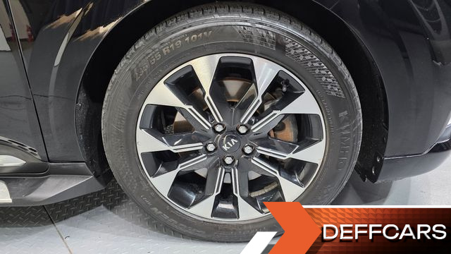 Kia CARNIVAL Gasoline 7-Seater Hi-Limousine Signature купить на сайте DeffCars
