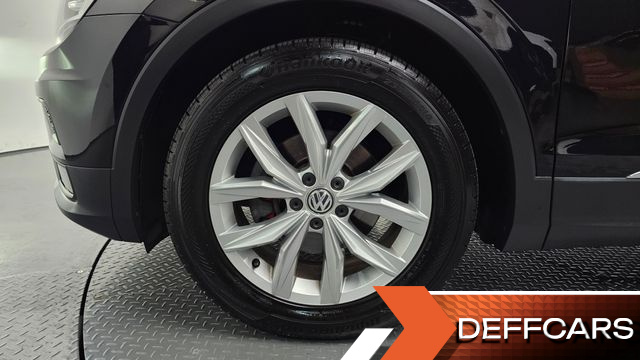 Volkswagen TIGUAN 2.0 TDI Premium купить на сайте DeffCars