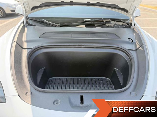 Tesla MODEL Y RWD купить на сайте DeffCars