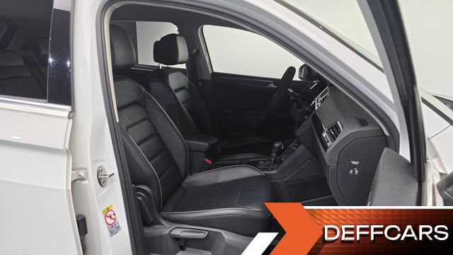 Volkswagen TIGUAN 2.0 TDI Premium купить на сайте DeffCars
