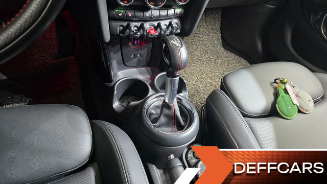 Mini COOPER 5Door Standard 3rd купить на сайте DeffCars