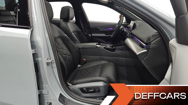BMW 5-SERIES 530i xDrive M Sport купить на сайте DeffCars