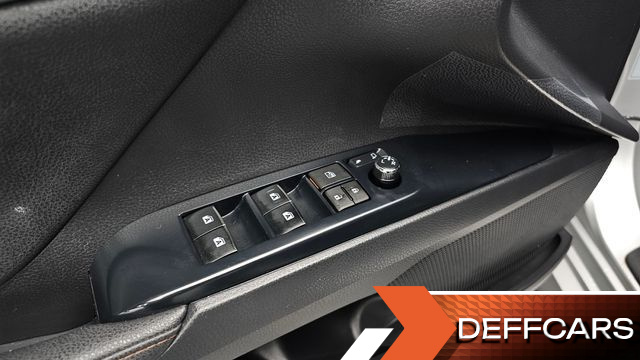 Toyota CAMRY 2.5 купить на сайте DeffCars
