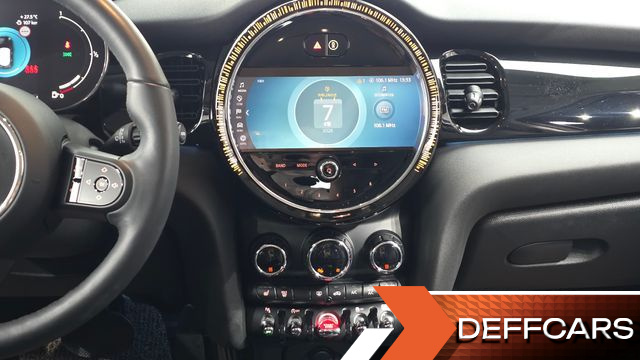Mini COOPER 5Door Classic Third Generation купить на сайте DeffCars