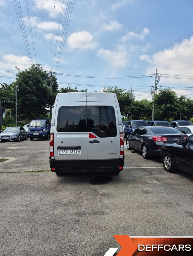 Renault-KoreaSamsung MASTER 2.3 15-Seater купить на сайте DeffCars