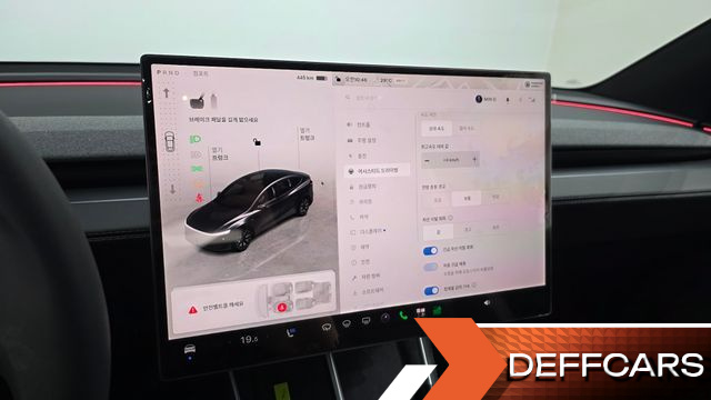 Tesla MODEL Y L Long Range AWD купить на сайте DeffCars