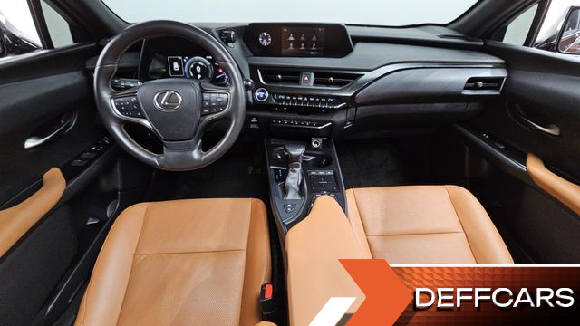 Lexus UX 2.0 2WD купить на сайте DeffCars