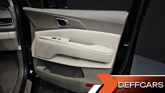 Kia CARNIVAL 9-Seater Noblesse купить на сайте DeffCars