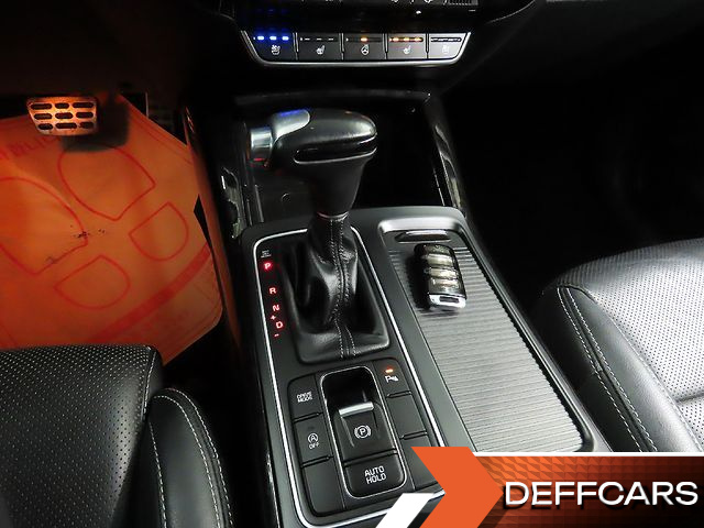 Kia SORENTO Diesel 2.2 2WD Master Special купить на сайте DeffCars