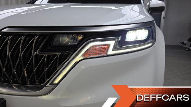 Kia CARNIVAL Gasoline 9-Seater Signature купить на сайте DeffCars