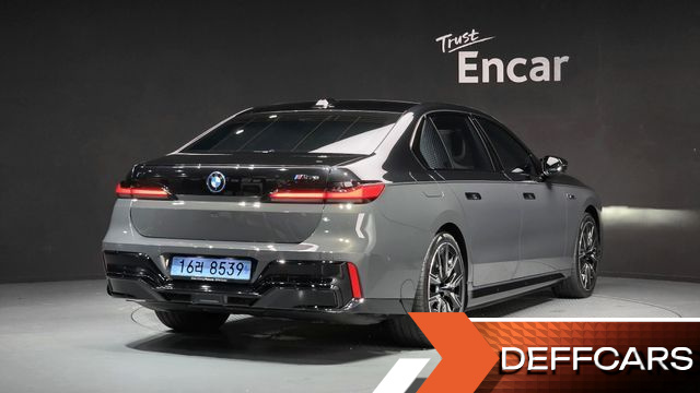 BMW I7 M70 xDrive M Performance купить на сайте DeffCars