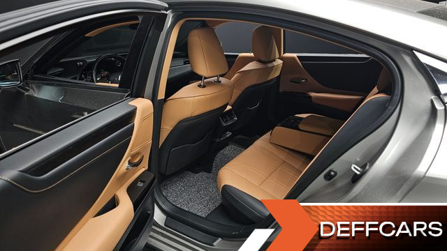 Lexus ES Luxury Plus купить на сайте DeffCars
