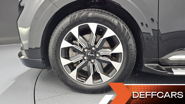 Kia CARNIVAL Gasoline 7-Seater Hi-Limousine Signature купить на сайте DeffCars