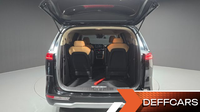 Kia CARNIVAL 9-Seater Prestige купить на сайте DeffCars
