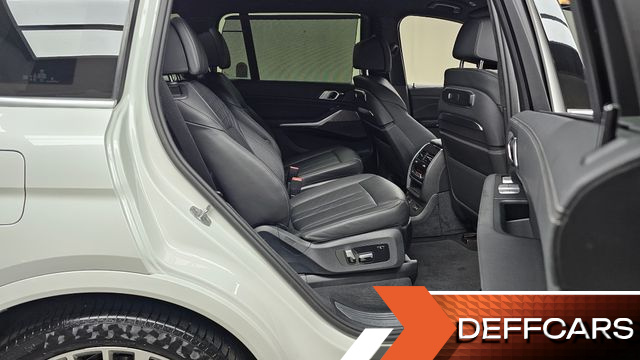 BMW X7 xDrive 40i Design Pure Excellence 6-Seater купить на сайте DeffCars