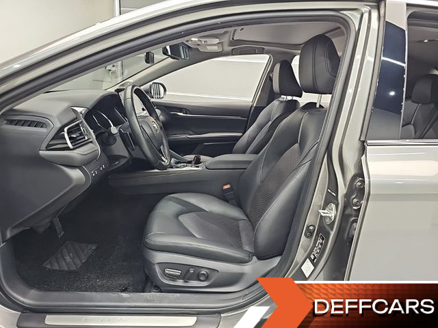 Toyota CAMRY 2.5 XSE Hybrid купить на сайте DeffCars