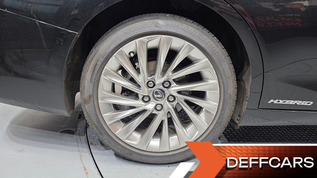Lexus ES Luxury Plus купить на сайте DeffCars