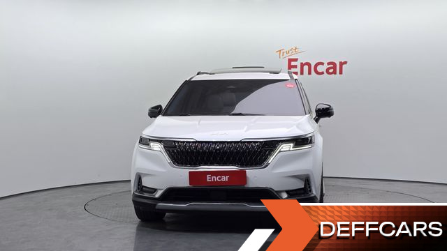 Kia CARNIVAL Gasoline 7-Seater Signature купить на сайте DeffCars
