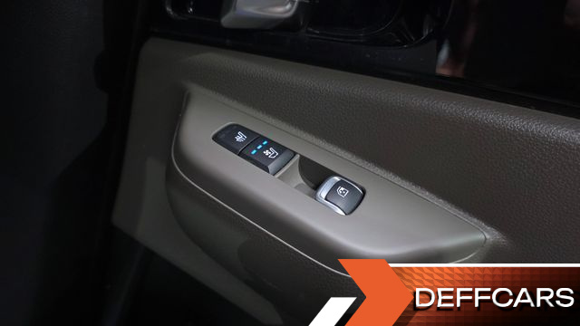 Kia CARNIVAL Gasoline 9-Seater Signature купить на сайте DeffCars