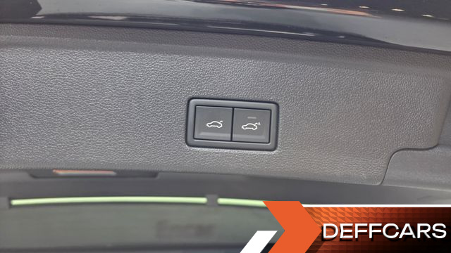 Volkswagen TOUAREG 3.0 TDI Prestige купить на сайте DeffCars