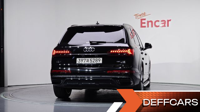 Audi Q7 55 TFSI Quattro Premium купить на сайте DeffCars
