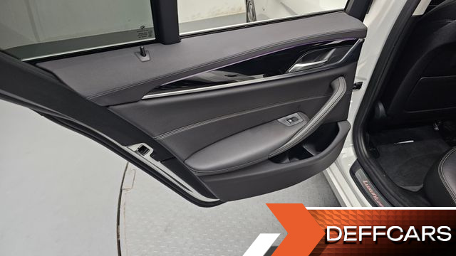 BMW 5-SERIES 520i Luxury купить на сайте DeffCars
