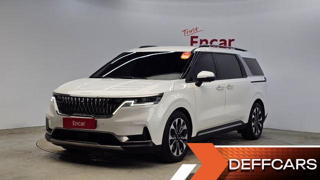Kia CARNIVAL Gasoline 7-Seater Signature купить на сайте DeffCars
