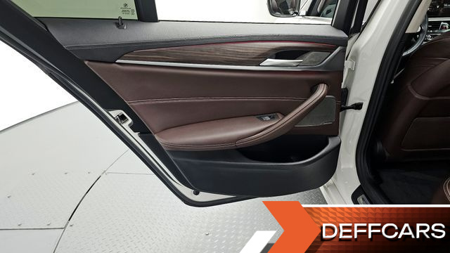 BMW 5-SERIES 530i Luxury купить на сайте DeffCars