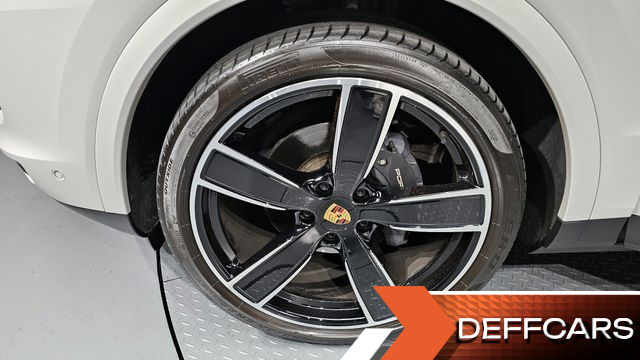 Porsche CAYENNE 3.0 COUPE PLATINUM EDITION купить на сайте DeffCars