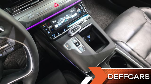 Hyundai GRANDEUR 2.5 Premium Choice купить на сайте DeffCars