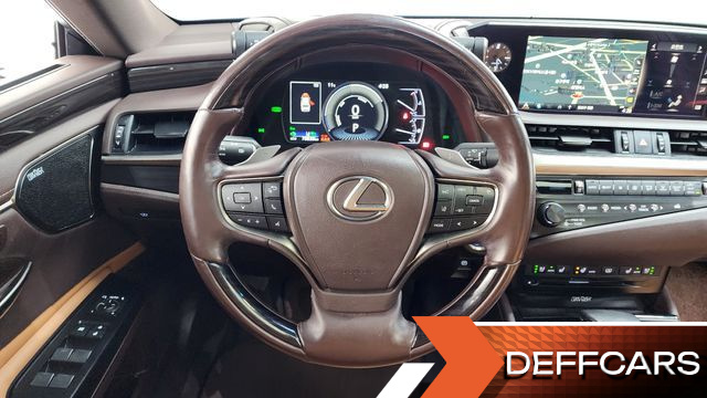 Lexus ES Executive купить на сайте DeffCars