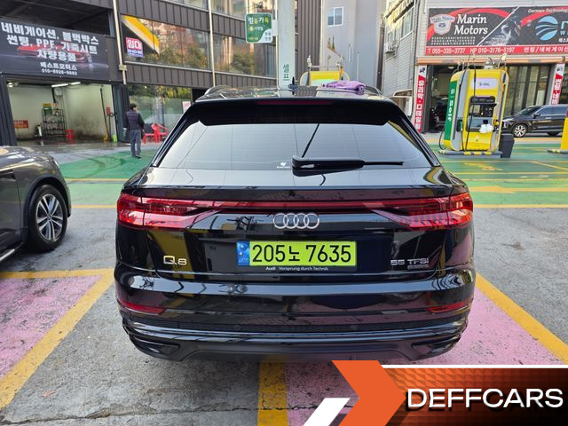 Audi Q8 55 TFSI Quattro Premium купить на сайте DeffCars
