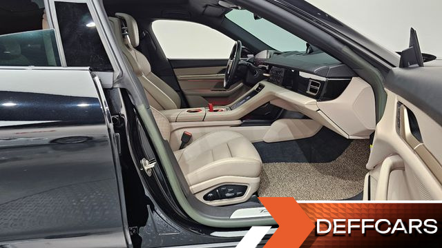 Porsche TAYCAN 4S купить на сайте DeffCars