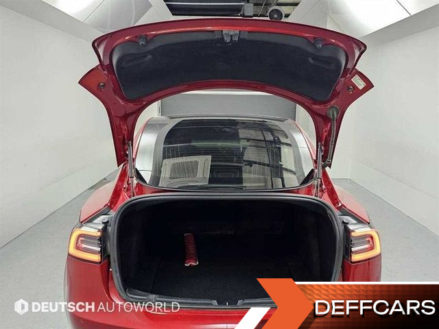 Tesla MODEL 3 Long Range AWD купить на сайте DeffCars