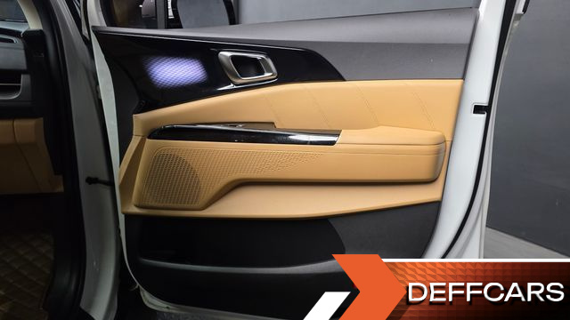 Kia CARNIVAL Diesel 9-Seater Signature купить на сайте DeffCars