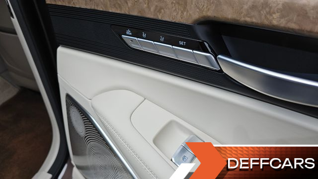 Genesis G90 5.0 AWD Limousine Prestige купить на сайте DeffCars