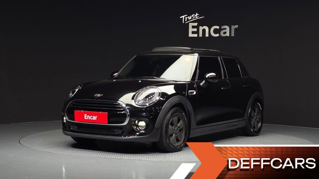 Mini COOPER 5Door Standard 3rd купить на сайте DeffCars