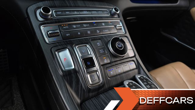 Hyundai SANTAFE Diesel 2.2 2WD Calligraphy купить на сайте DeffCars