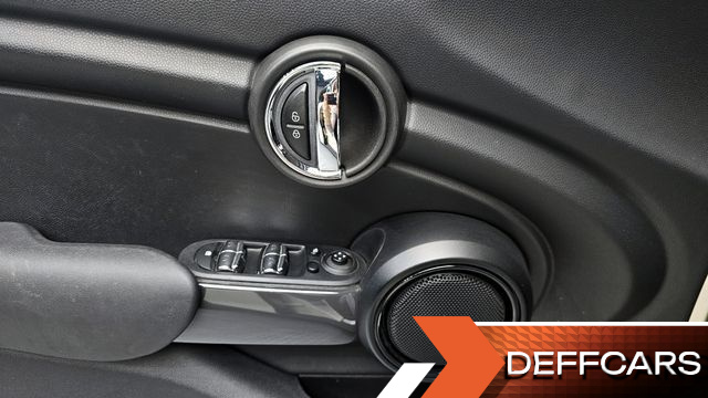 Mini COOPER 5Door Standard 3rd купить на сайте DeffCars